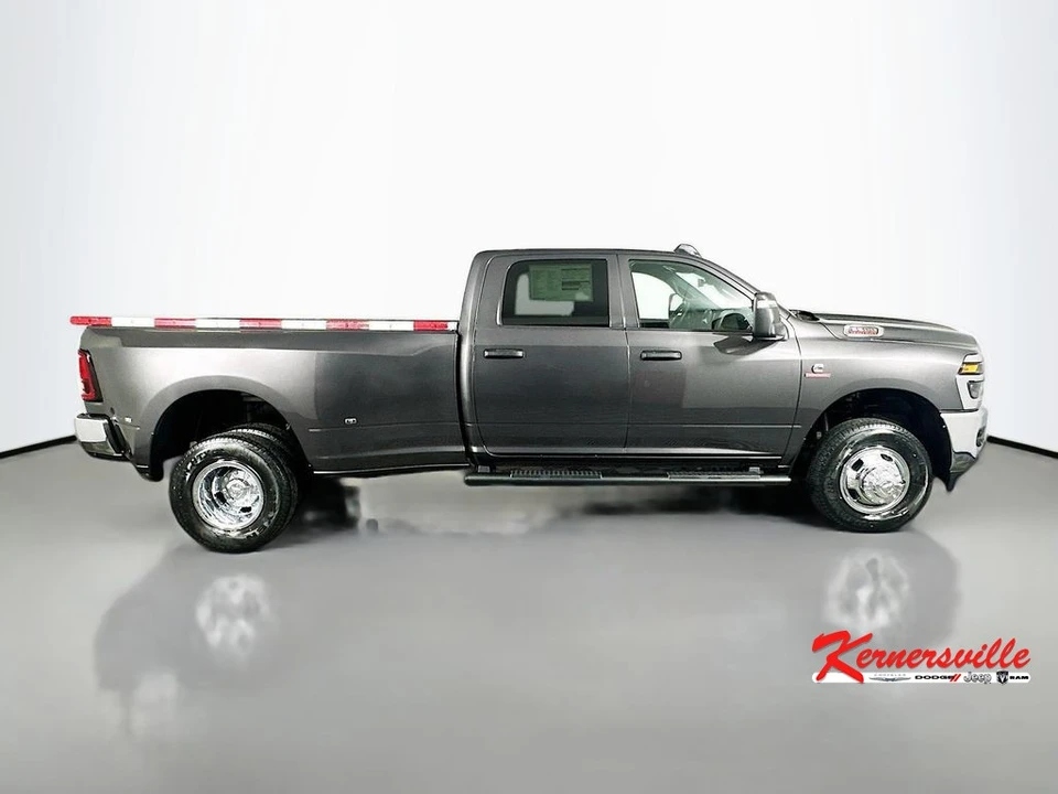 2026 Ram 3500 - Image 8 of 12