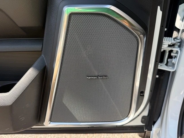 2026 Ram 3500 - Image 16 of 21