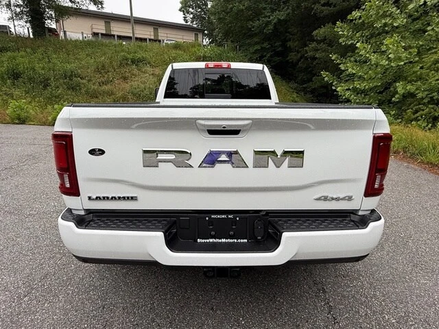 2026 Ram 3500 - Image 8 of 31