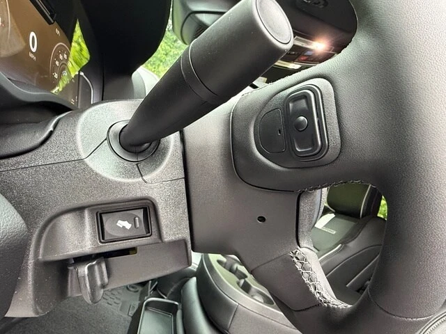 2026 Ram 3500 - Image 16 of 31