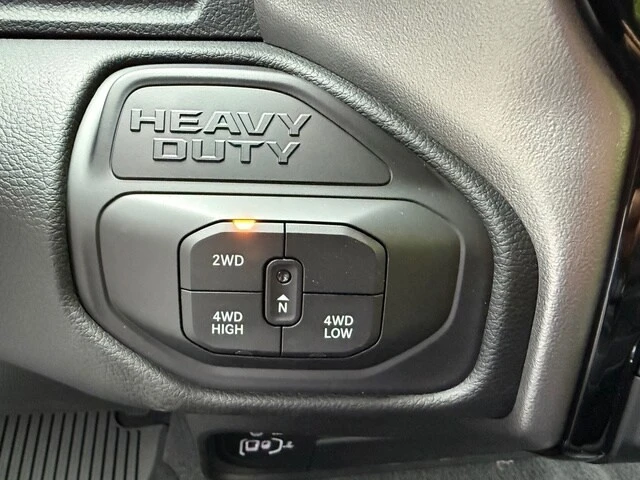 2026 Ram 3500 - Image 24 of 31