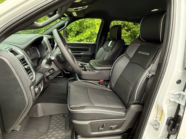 2026 Ram 3500 - Image 14 of 31