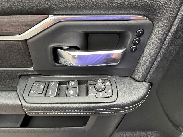 2026 Ram 3500 - Image 15 of 31