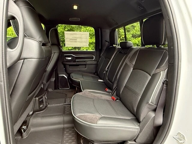 2026 Ram 3500 - Image 17 of 31