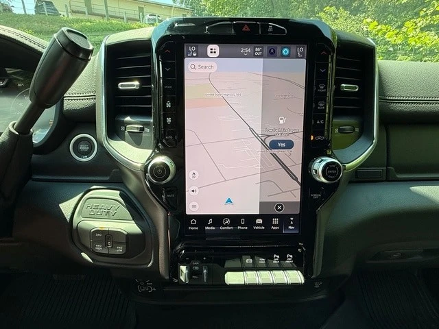 2026 Ram 3500 - Image 27 of 31