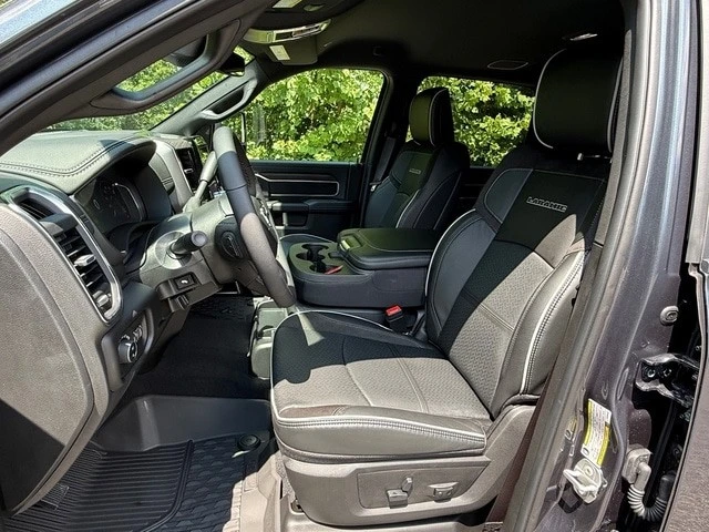 2026 Ram 3500 - Image 14 of 31