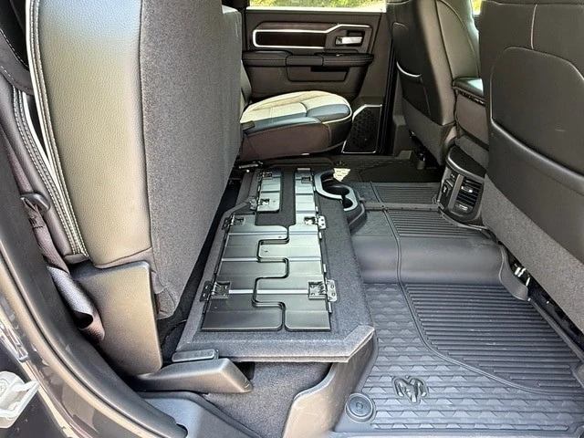2026 Ram 3500 - Image 20 of 31