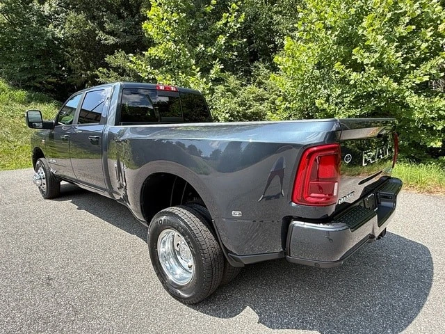 2026 Ram 3500 - Image 11 of 31