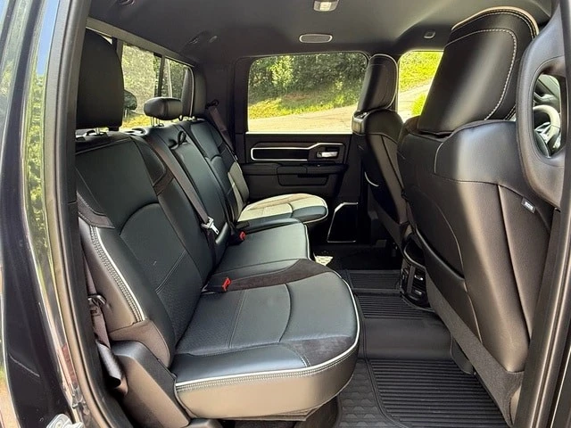 2026 Ram 3500 - Image 19 of 31