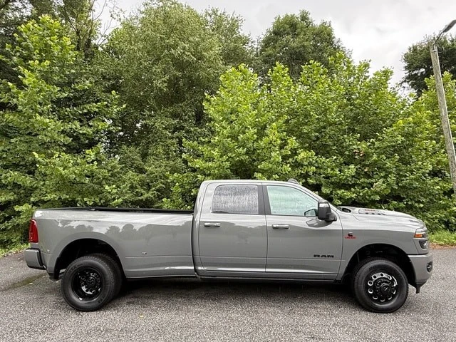 2026 Ram 3500 - Image 6 of 31