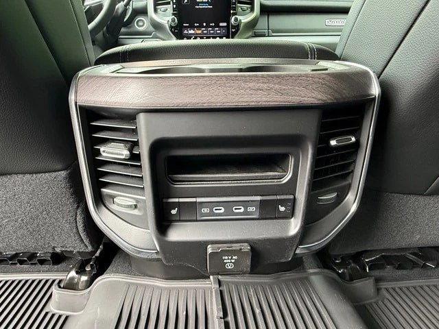 2026 Ram 3500 - Image 22 of 31