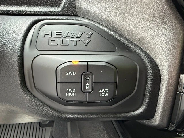 2026 Ram 3500 - Image 28 of 31