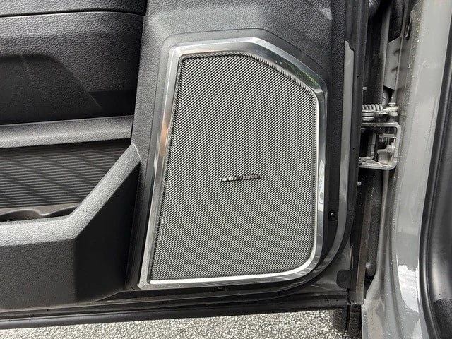 2026 Ram 3500 - Image 18 of 31