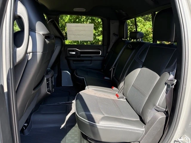 2026 Ram 3500 - Image 20 of 31