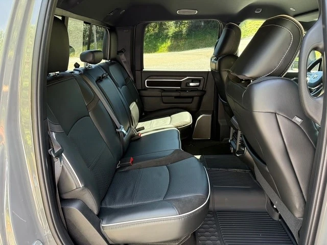 2026 Ram 3500 - Image 23 of 31