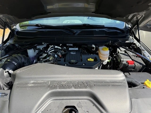 2026 Ram 3500 - Image 14 of 31