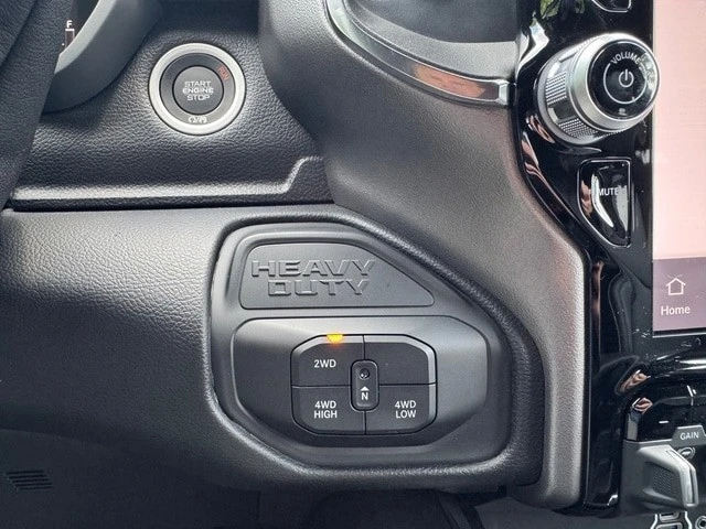 2026 Ram 3500 - Image 24 of 31