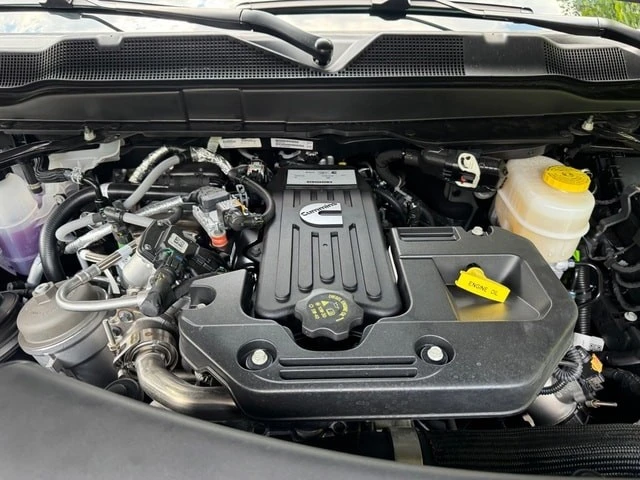 2026 Ram 3500 - Image 11 of 31