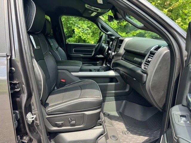 2026 Ram 3500 - Image 21 of 31