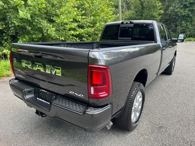 2026 Ram 3500 - Image 7 of 31