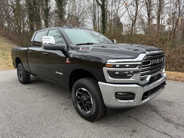 2026 Ram 3500 - Image 5 of 31