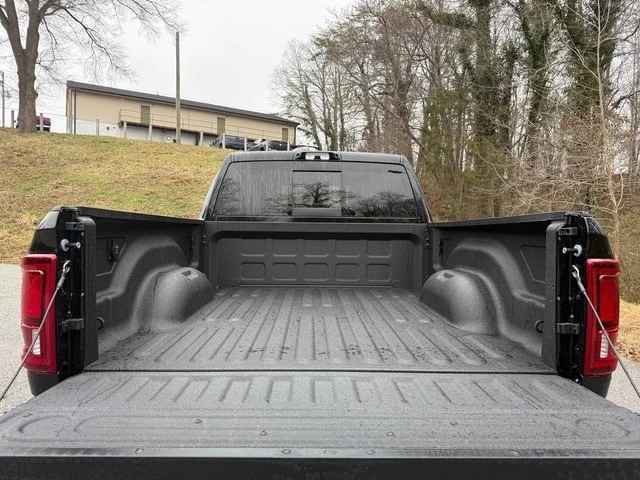 2026 Ram 3500 - Image 10 of 31