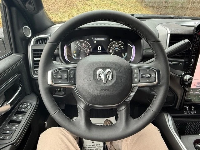 2026 Ram 3500 - Image 23 of 31