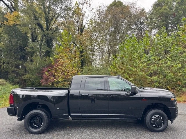 2026 Ram 3500 - Image 6 of 21