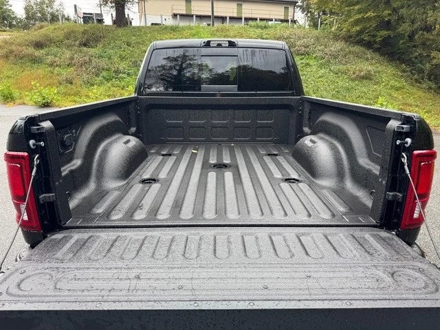 2026 Ram 3500 - Image 9 of 21