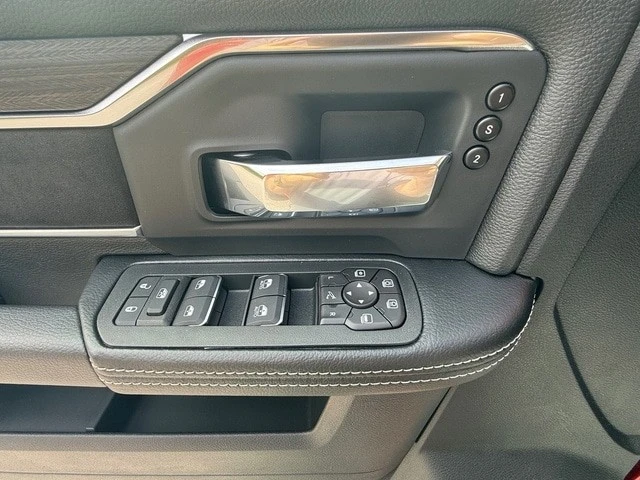 2026 Ram 3500 - Image 15 of 31