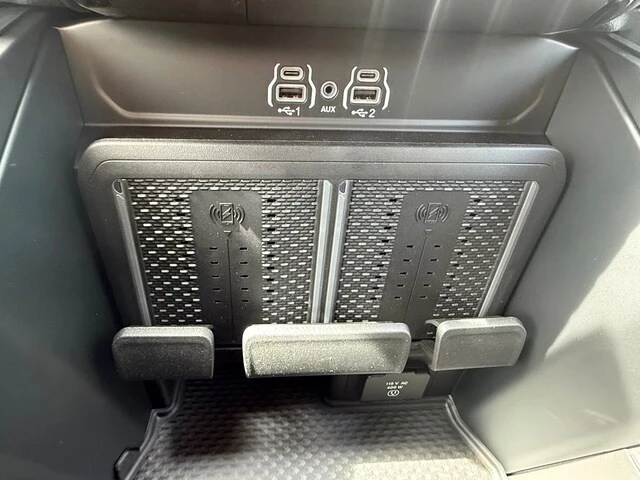 2026 Ram 3500 - Image 28 of 31
