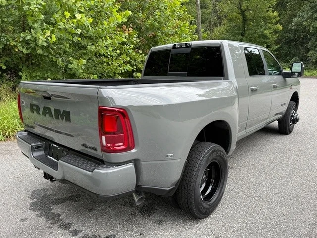 2026 Ram 3500 - Image 7 of 31