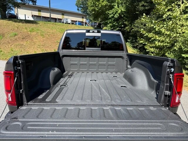 2026 Ram 3500 - Image 9 of 31