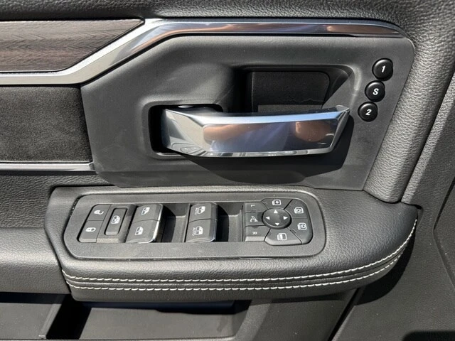 2026 Ram 3500 - Image 15 of 31