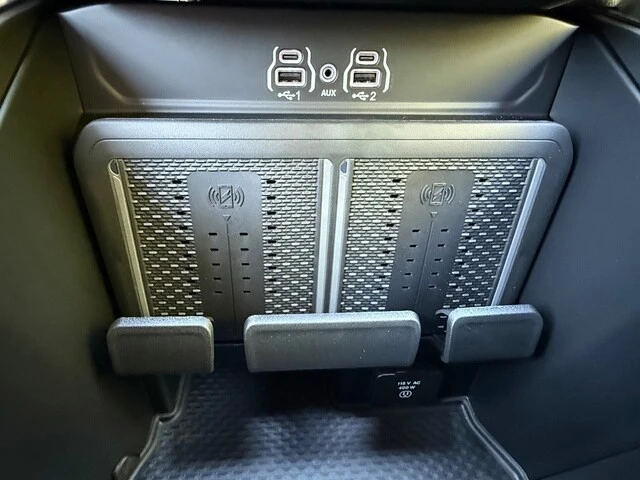 2026 Ram 3500 - Image 29 of 31