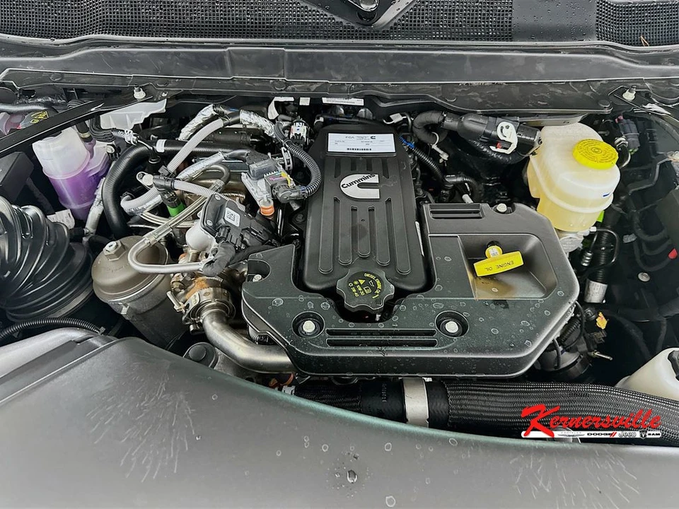 2026 Ram 3500 - Image 18 of 21