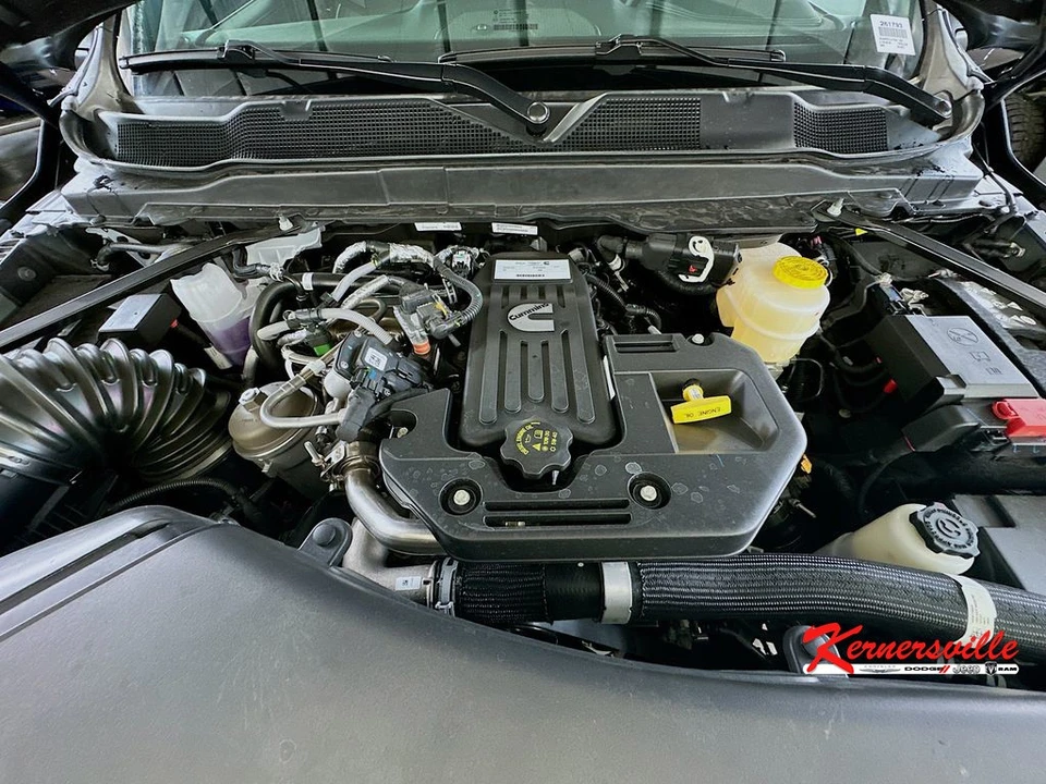 2026 Ram 3500 - Image 17 of 21
