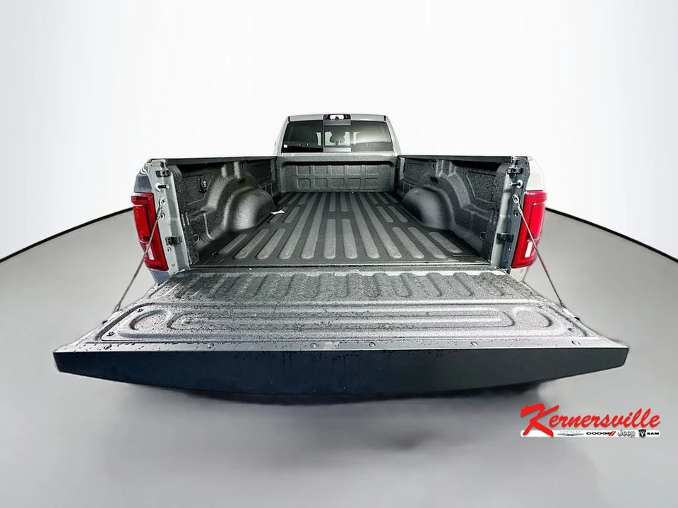 2026 Ram 3500 - Image 15 of 20