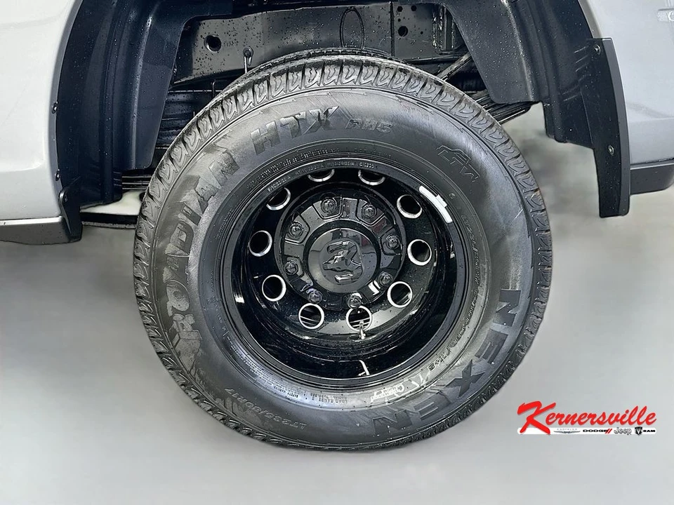 2026 Ram 3500 - Image 16 of 20