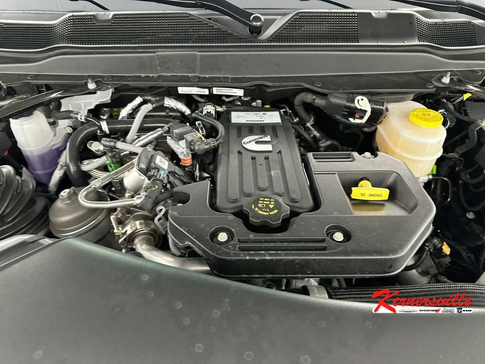 2026 Ram 3500 - Image 17 of 21