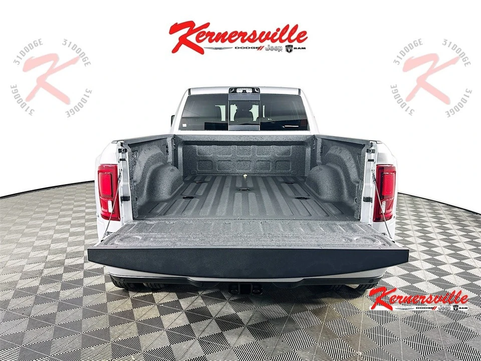 2026 Ram 3500 - Image 16 of 21