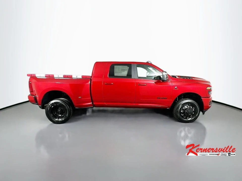 2026 Ram 3500 - Image 8 of 12