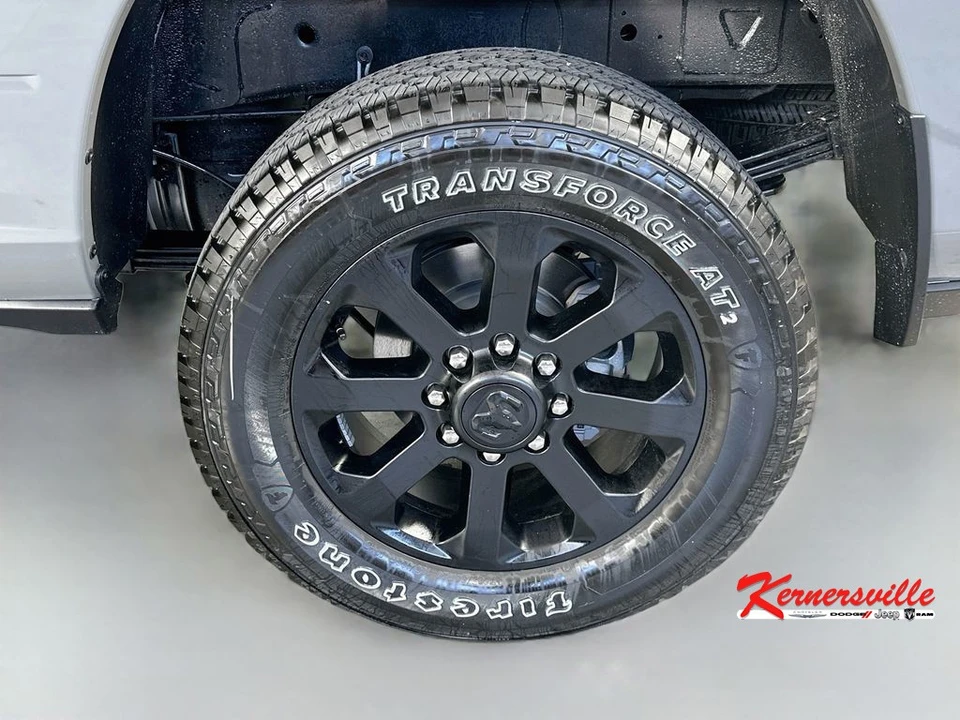 2026 Ram 3500 - Image 16 of 21