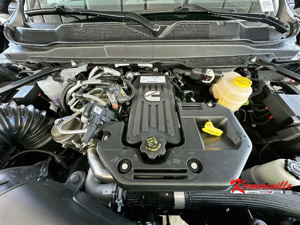 2026 Ram 3500 - Image 16 of 20