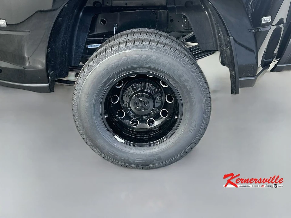 2026 Ram 3500 - Image 17 of 21