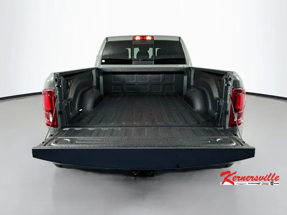2026 Ram 3500 - Image 16 of 21