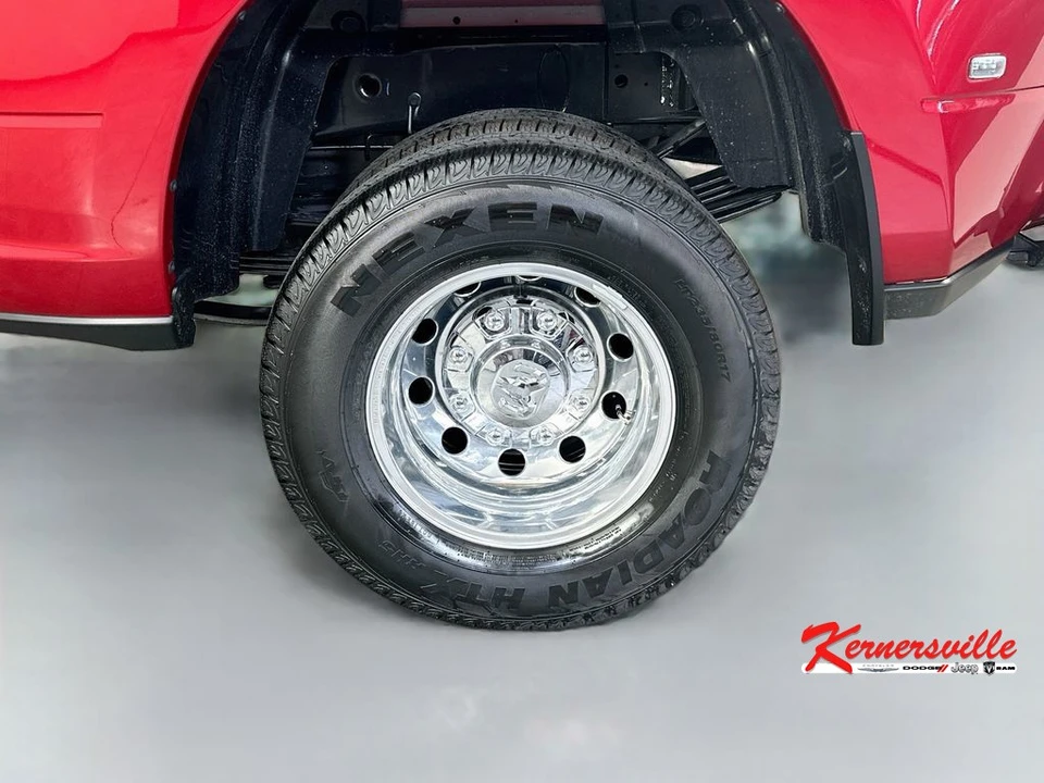 2026 Ram 3500 - Image 17 of 21
