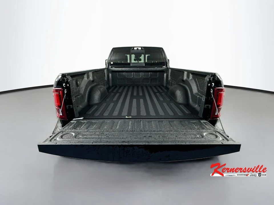 2026 Ram 3500 - Image 16 of 21