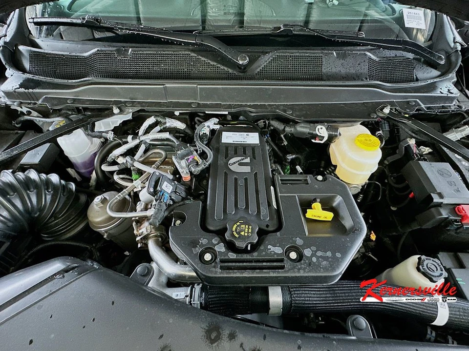 2026 Ram 3500 - Image 17 of 21