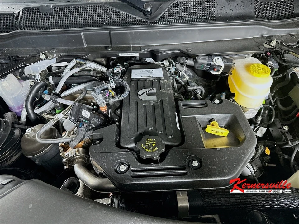 2026 Ram 3500 - Image 18 of 21